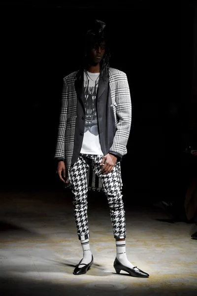 Look 22